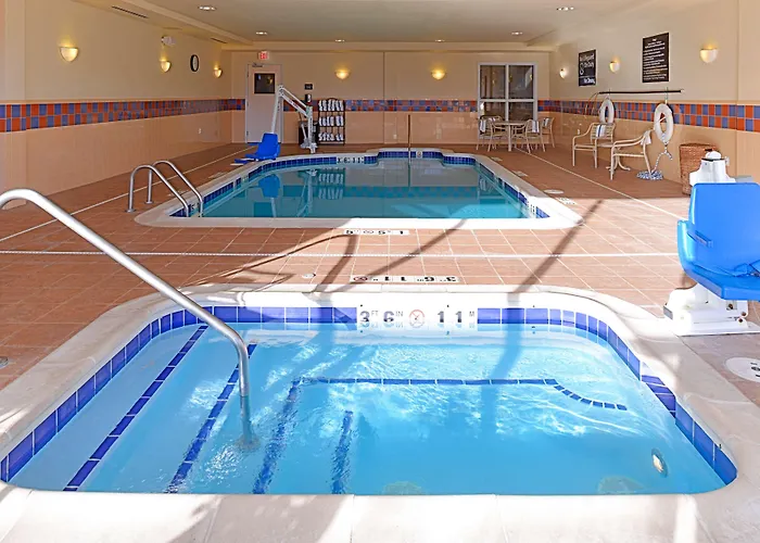 Hotel Newly Renovated-hampton & 3*