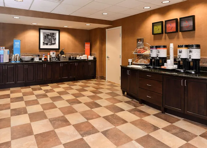 Newly Renovated-hampton & Hotel Casper