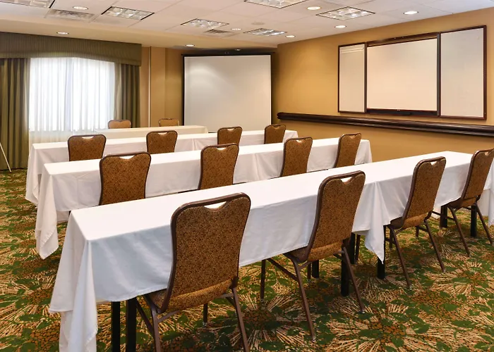 Newly Renovated-hampton & 3*