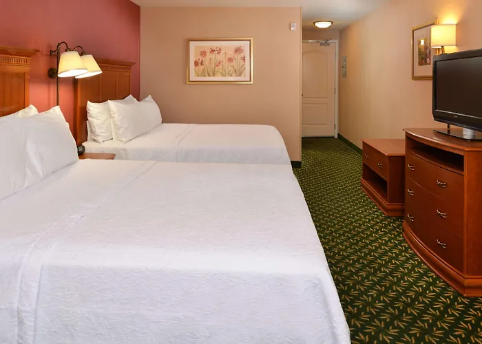 Hotel Newly Renovated-hampton & Casper