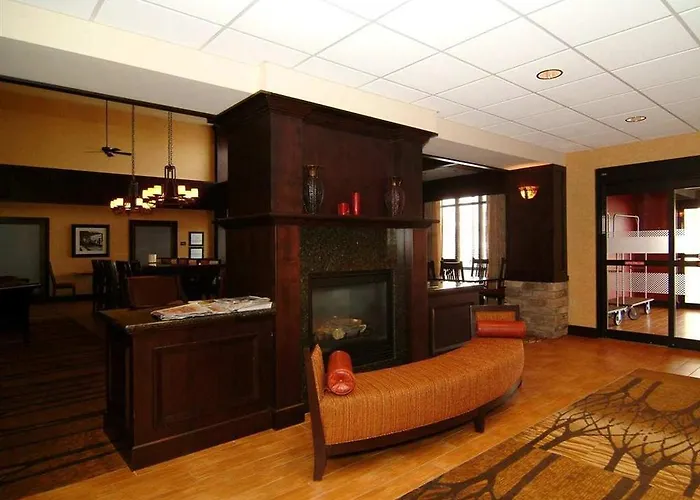 Hotel Newly Renovated-hampton & 3*