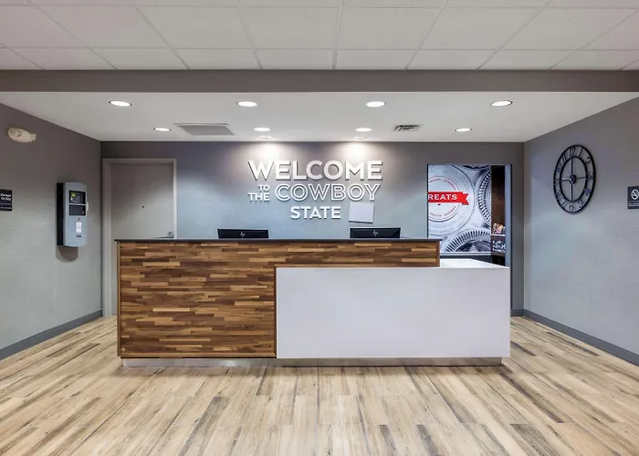 Newly Renovated-hampton &