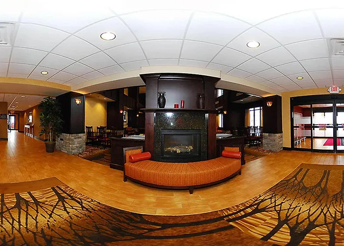 Newly Renovated-hampton & 3* Casper