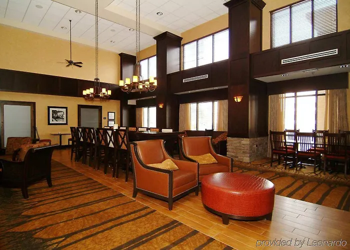 Newly Renovated-hampton &