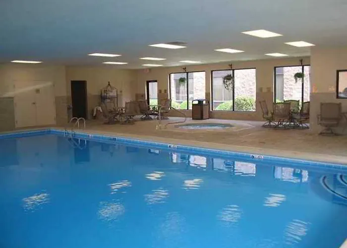Newly Renovated-hampton & Hotel 3*