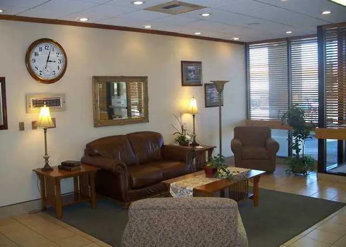 Newly Renovated-hampton &